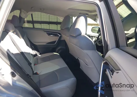 2019 Toyota Rav4 Limited from USA, damaged, VIN 2T3Y1RFV3KW030423